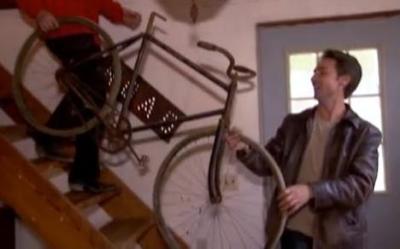 American Pickers find vintage bicycles among the junk – Biking Bis