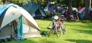 Bike tour sets up in a Washington state park